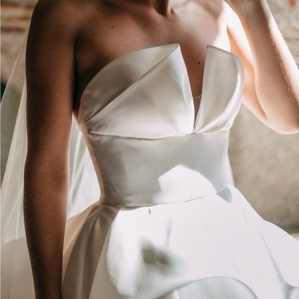 Wedding Dress - Mark Ingram Silk Mikado Ball Gown - Picture 2 of 7
